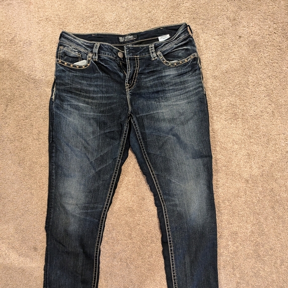 Woman's jeans - Picture 10 of 15